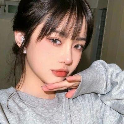 她的微笑和圈套
